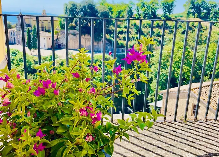 Casa Checca E Casa Maria Per Vacanze * カプラローラ